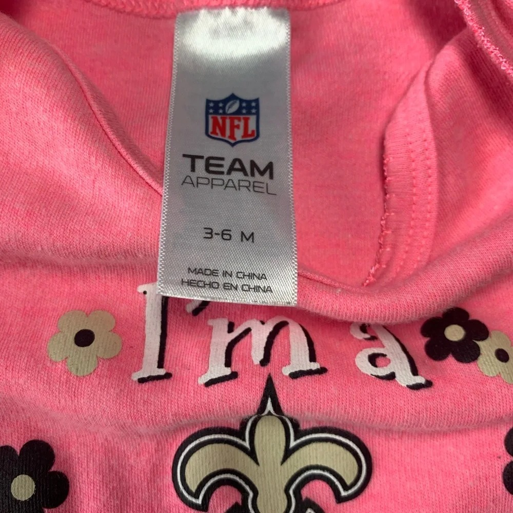 Baby‎ girl 3-6 month bodysuit, NFL SAINTS